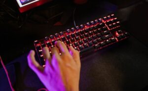 Why are 60% size mechanical keyboards so special and popular